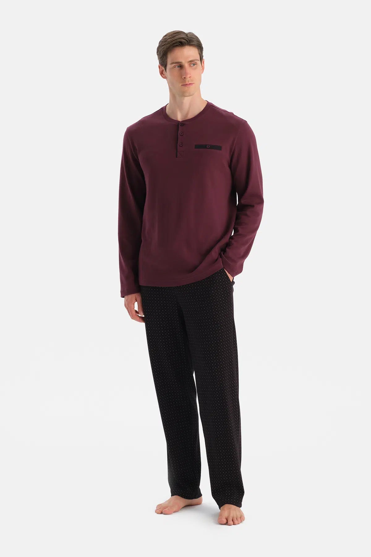 Uzun Kollu Pat Ve Cep Detayli Tişört Pantolon Takim