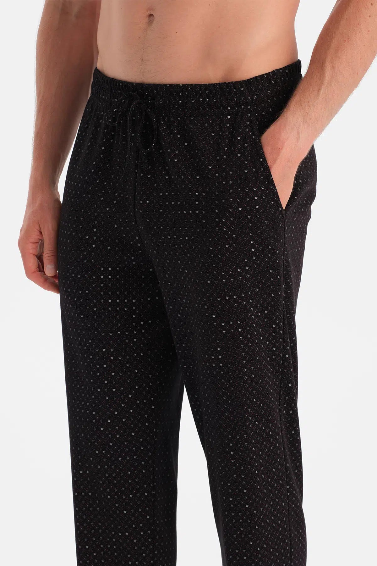 Uzun Kollu Pat Ve Cep Detayli Tişört Pantolon Takim