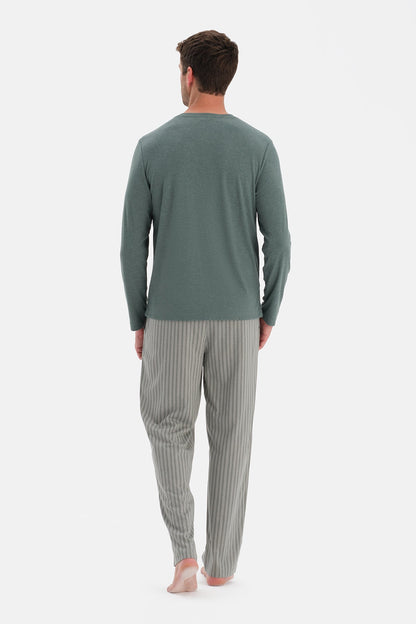 Uzun Kollu Pat Ve Cep Detayli Pijama Takim