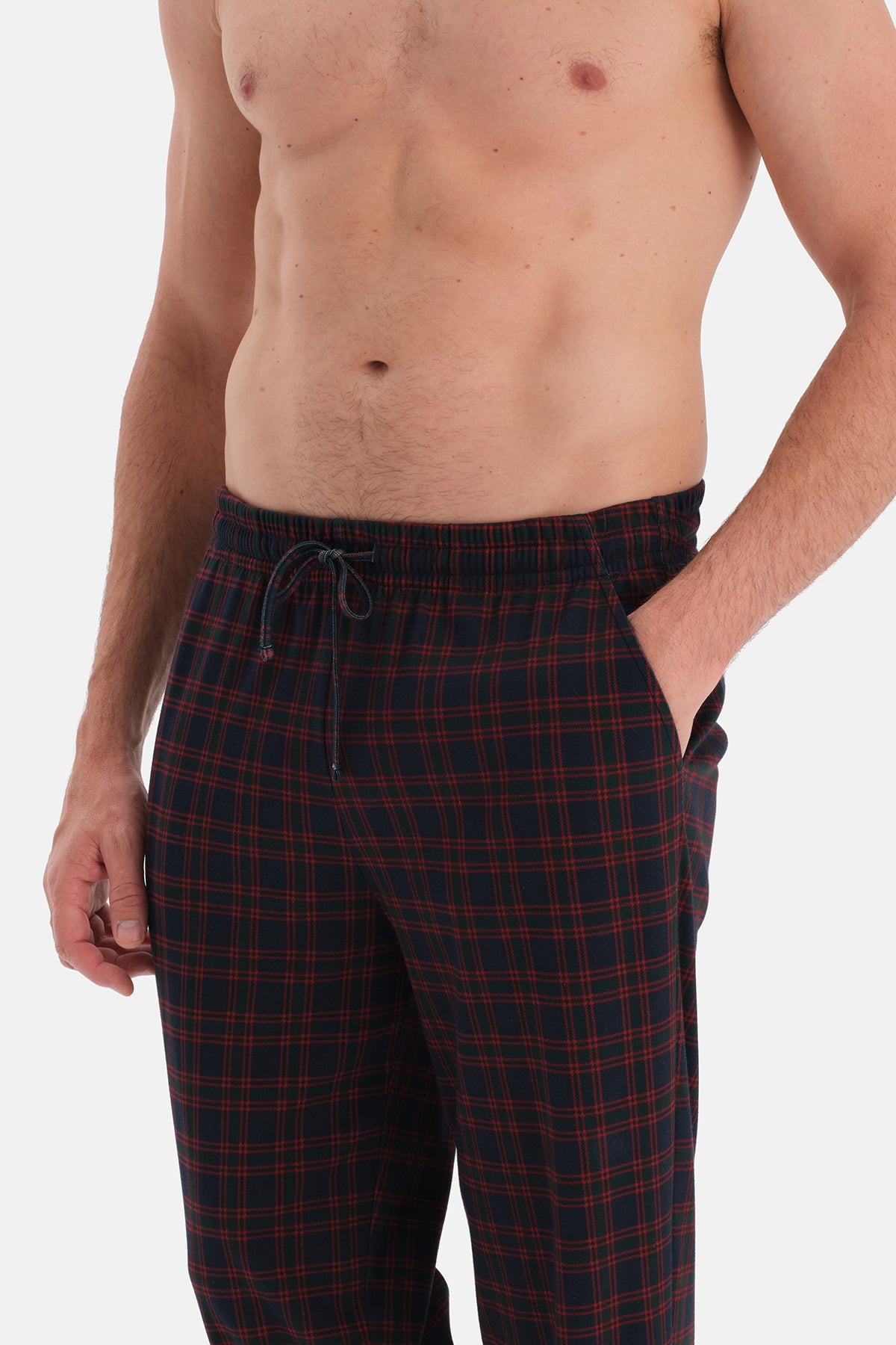 Uzun Kollu Pat Ve Cep Detayli Tişört Pantolon Takim