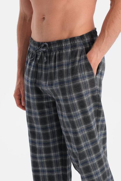 Ekoseli Dokuma Pantolon