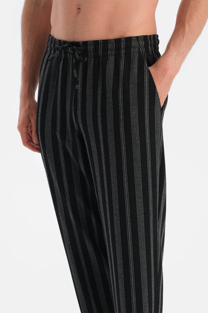 Desenli Örme Pantolon