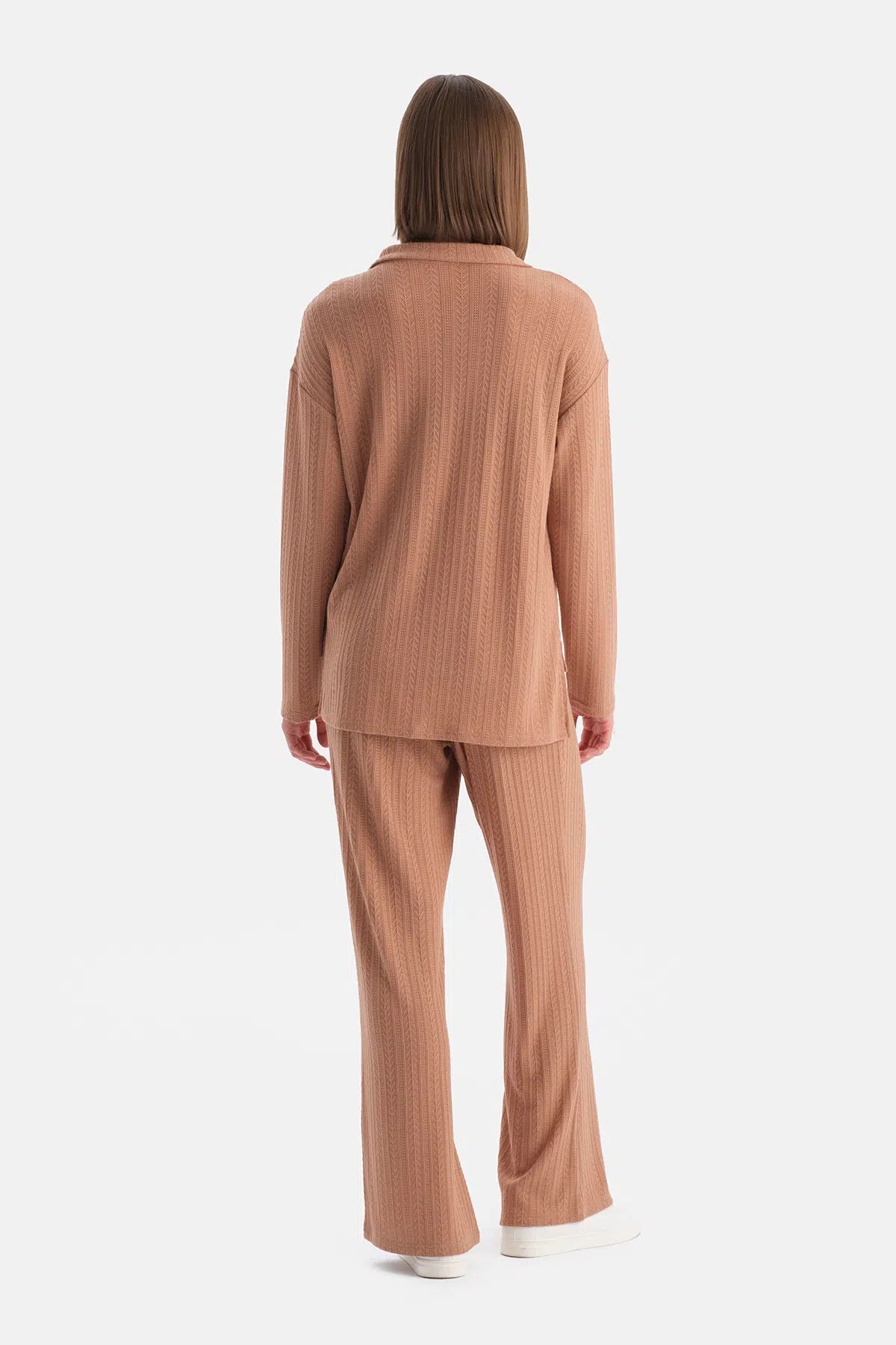 Mocha Örgü Detaylı Polo Yaka Tişört