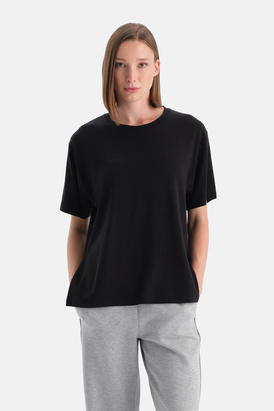 Kadin Bisiklet Yaka Tişört