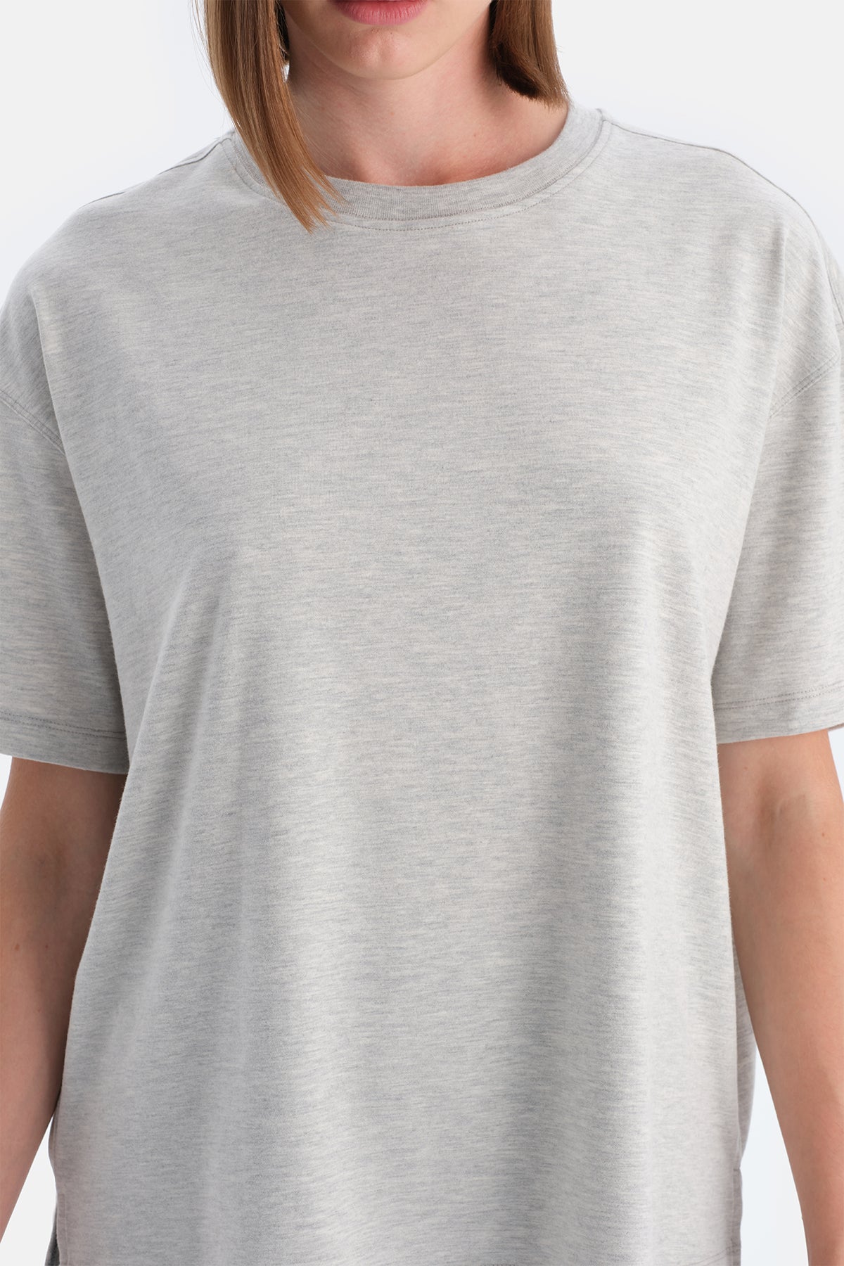 Kadin Bisiklet Yaka Tişört