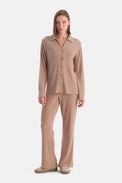 Bej Örgü Detaylı Pantolon