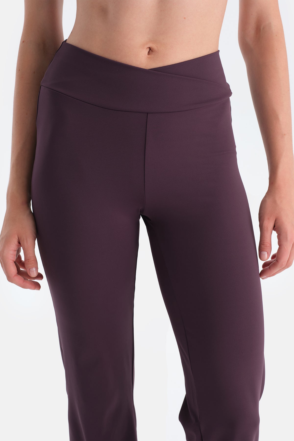 Mürdüm Kadın Ispanyol Paça Tayt