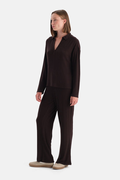 Koyu Kahve Örgü Detaylı Pantolon