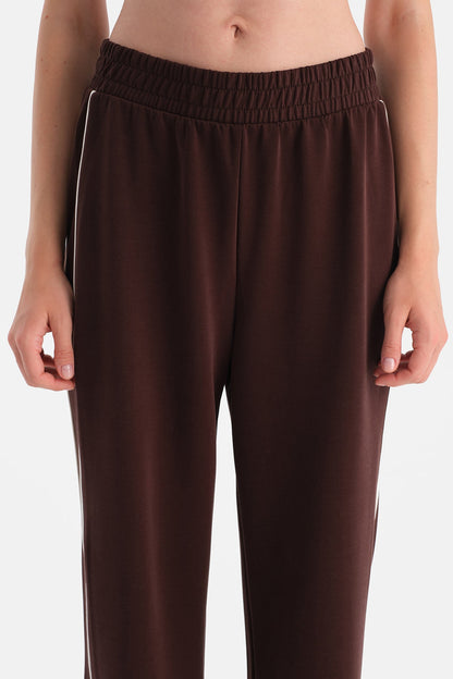 Kahverengi Kadın Modal Çift Biye Detaylı Eşofman Altı