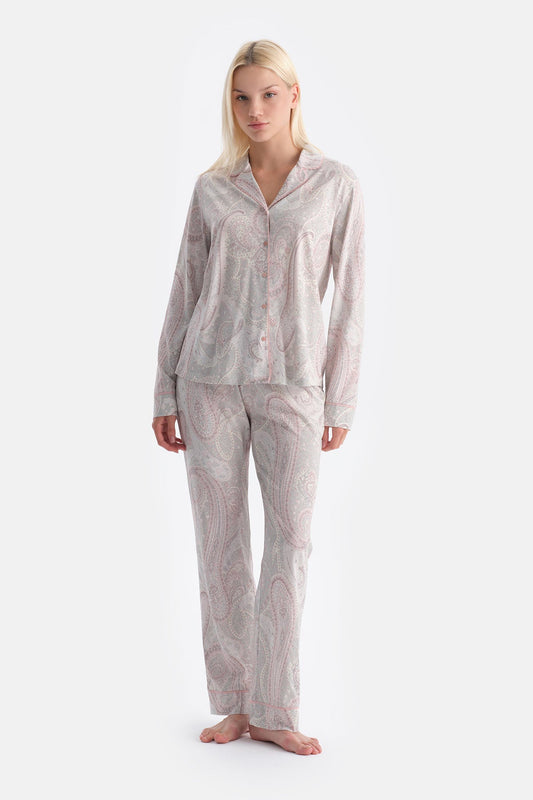 Şal Desenli Gömlek Pantolon Takim