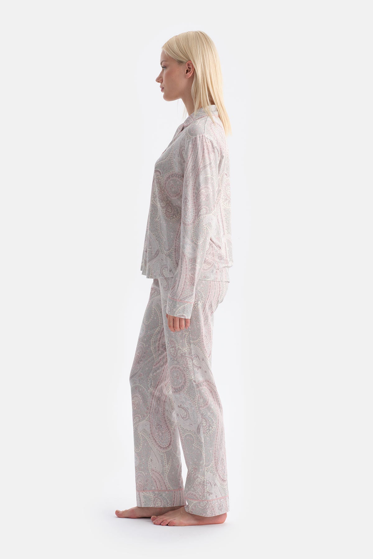 Şal Desenli Gömlek Pantolon Takim