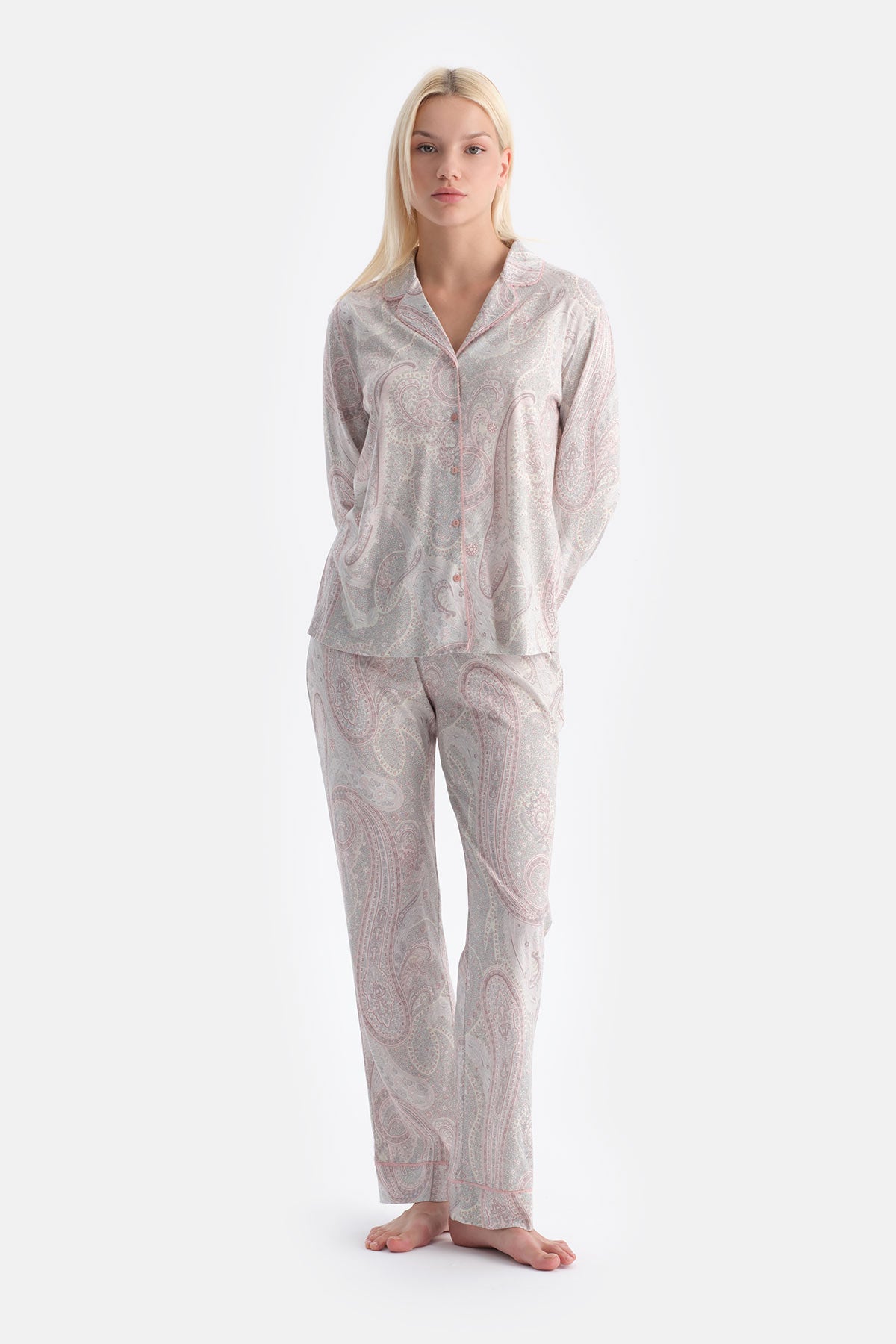 Şal Desenli Gömlek Pantolon Takim