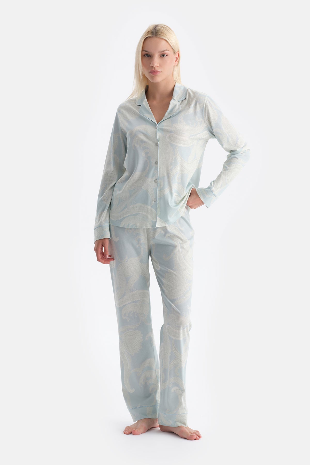 Şal Desenli Gömlek Pantolon Takim