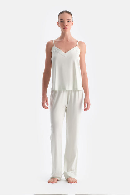 Dantel Detayli Atlet Pantolon Takim