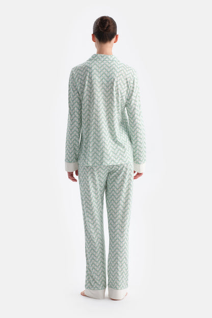 Geometrik Desenli Gömlek Pantolon Takim