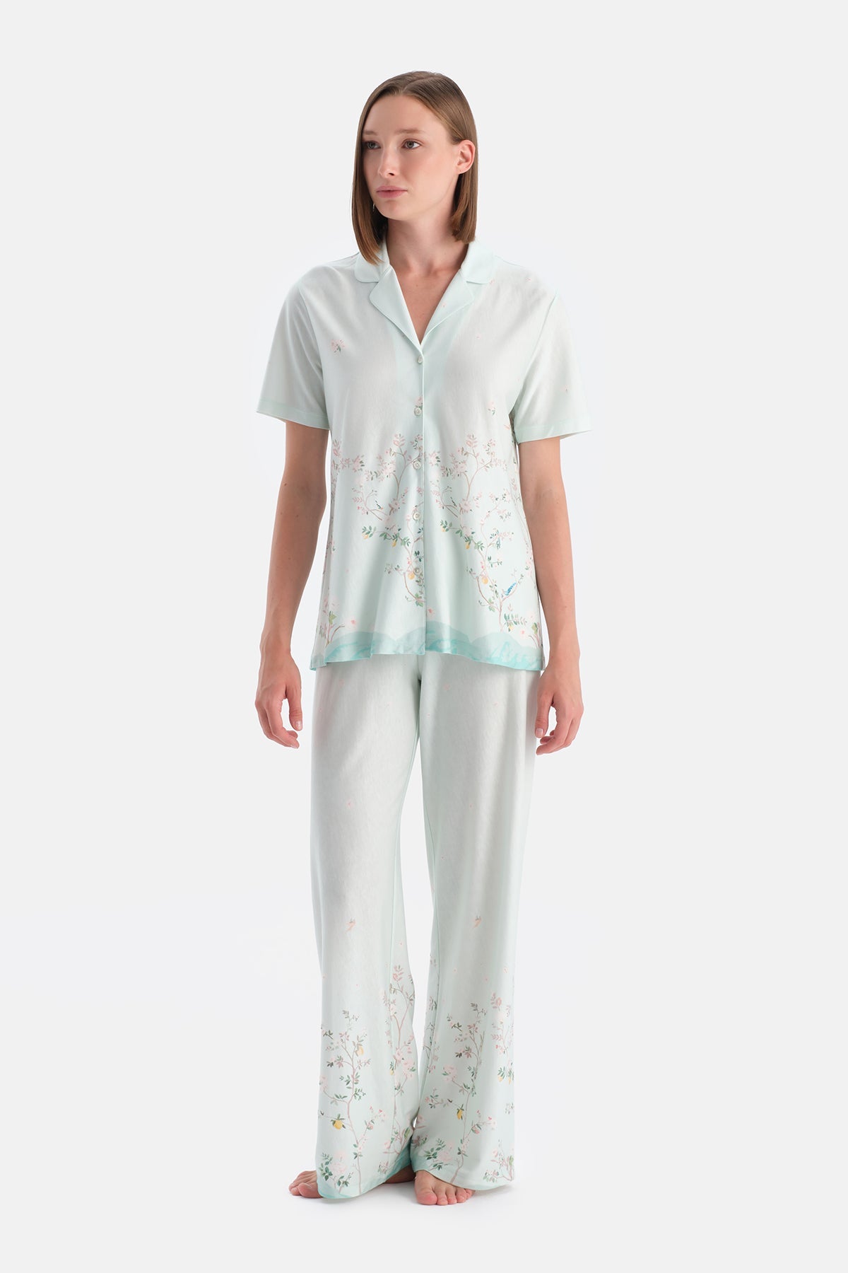 Çiçek Desenli Gömlek Pantolon Takim