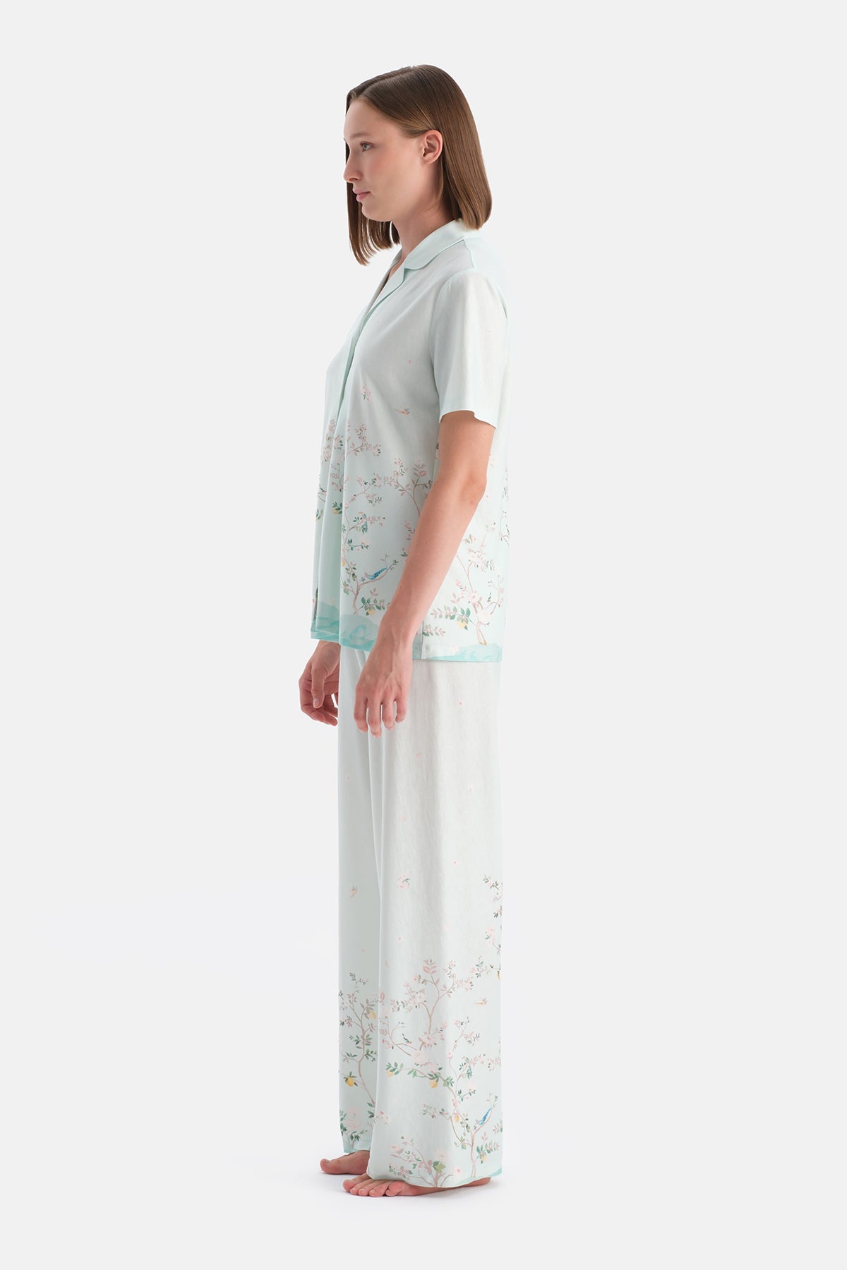 Çiçek Desenli Gömlek Pantolon Takim