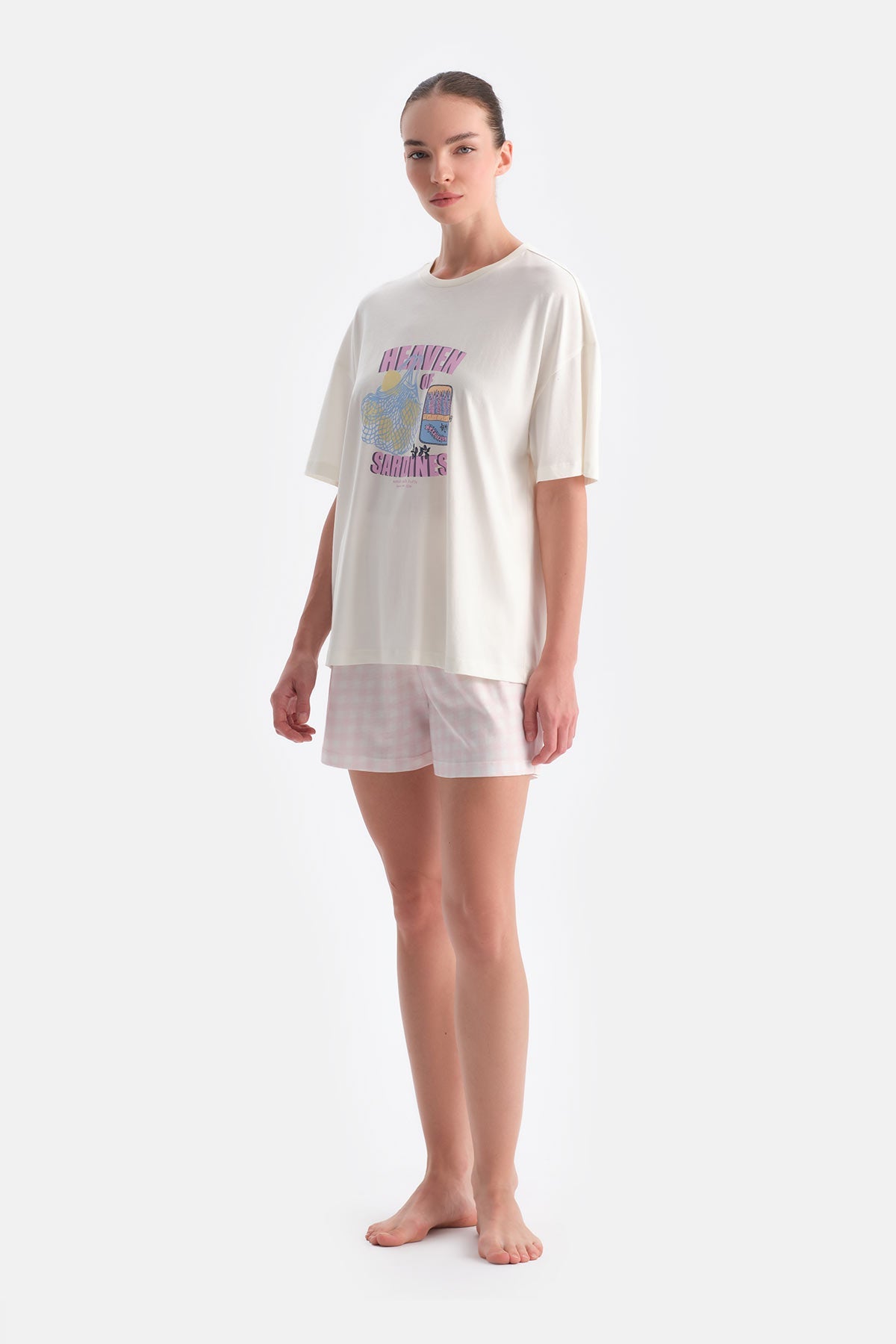 Baskili Kisa Kollu Tişört Şort Takim