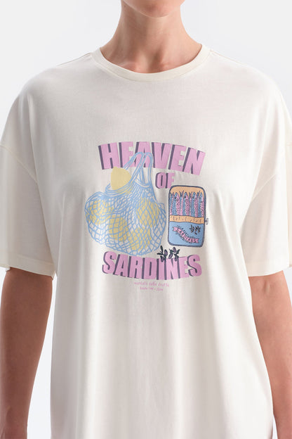 Baskili Kisa Kollu Tişört Şort Takim