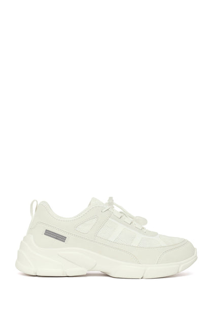 Kadın Beyaz Bağcıklı Kalın Tabanlı Sneaker