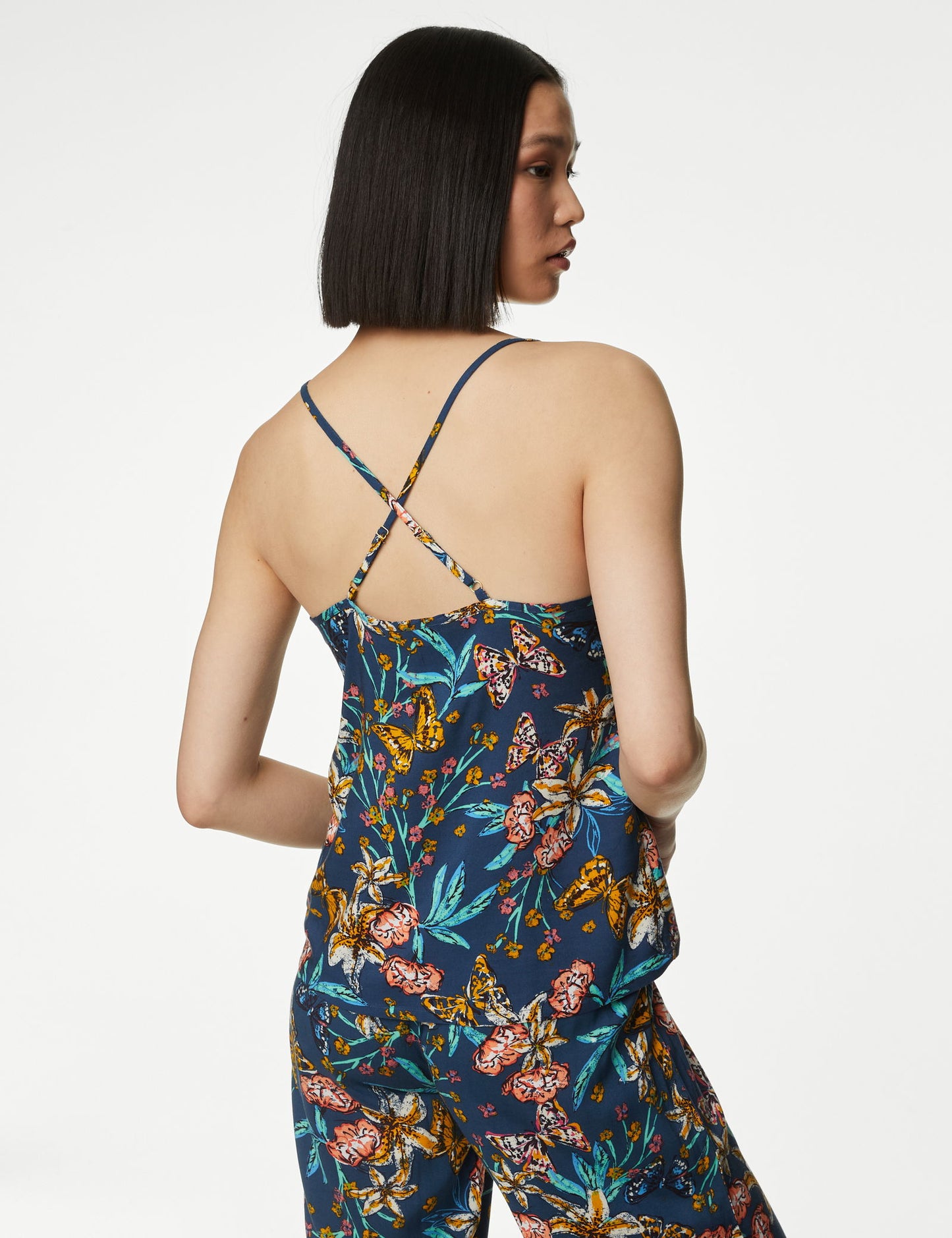 Çiçek Desenli Askılı Pijama Üstü