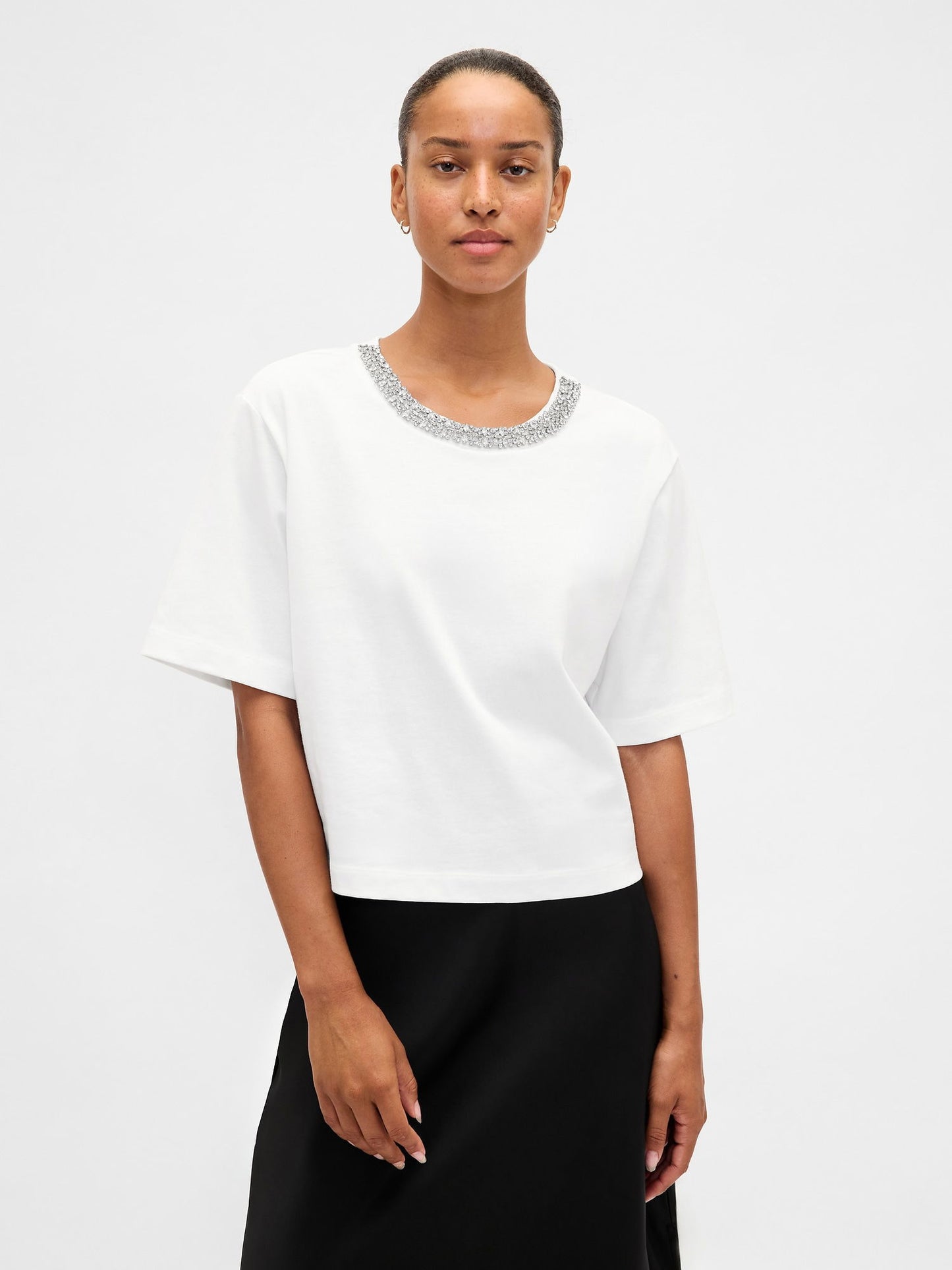 Beyaz Heavyweight Jewel-neck Crop T-shirt