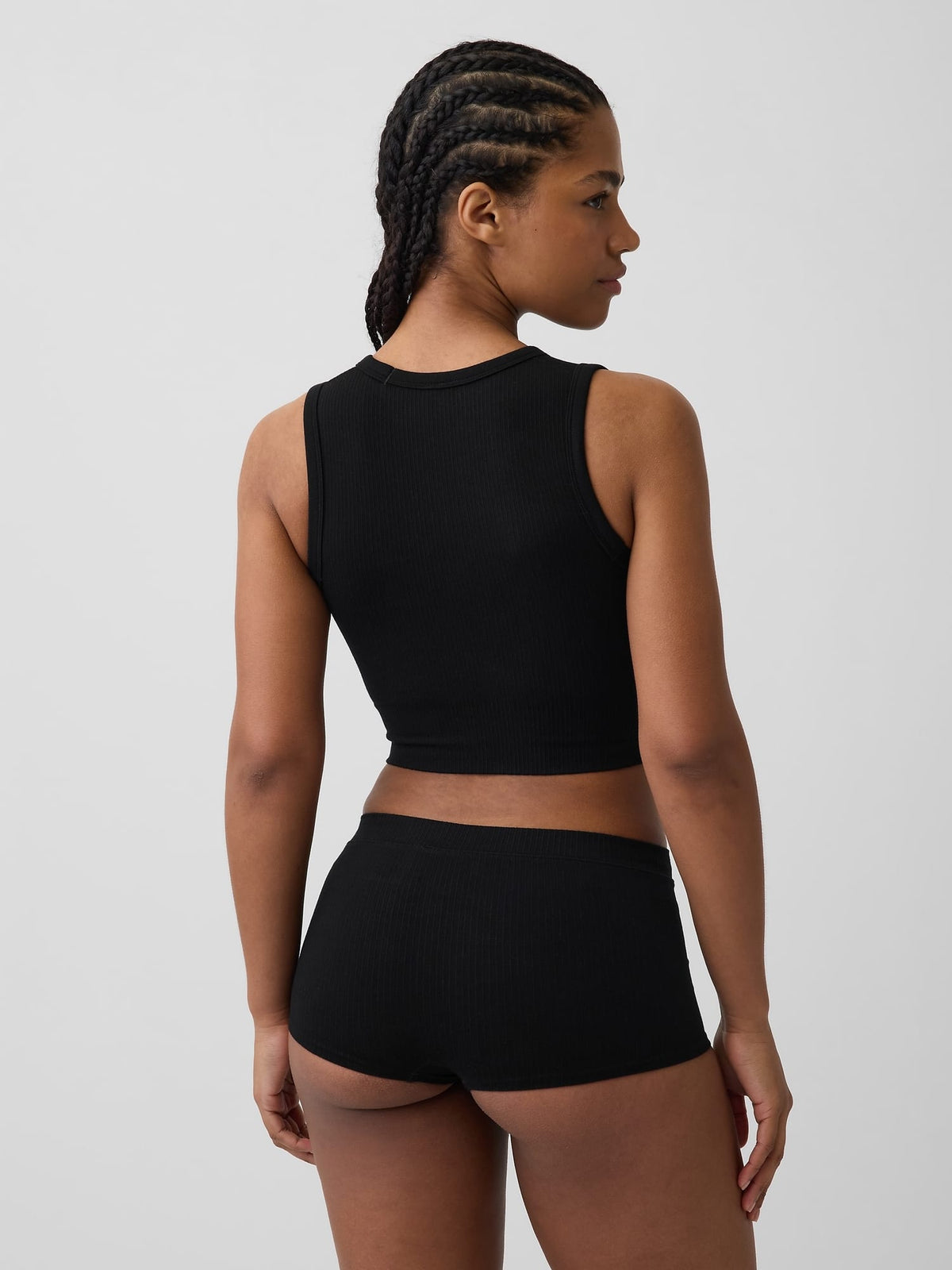 Siyah Fitilli Seamless Crop Kolsuz Üst
