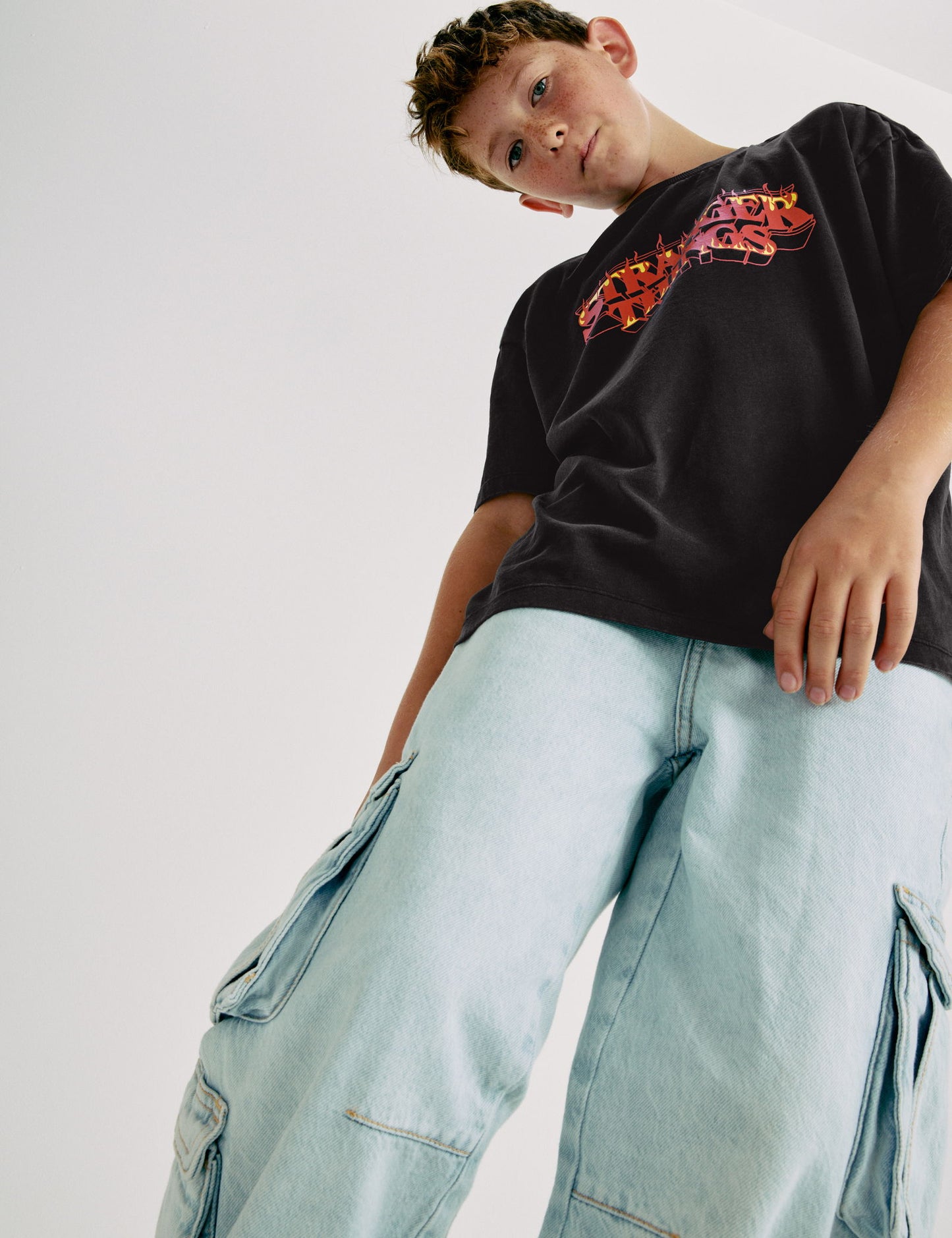 Pamuklu Stranger Things T-shirt (6-16 yaş)