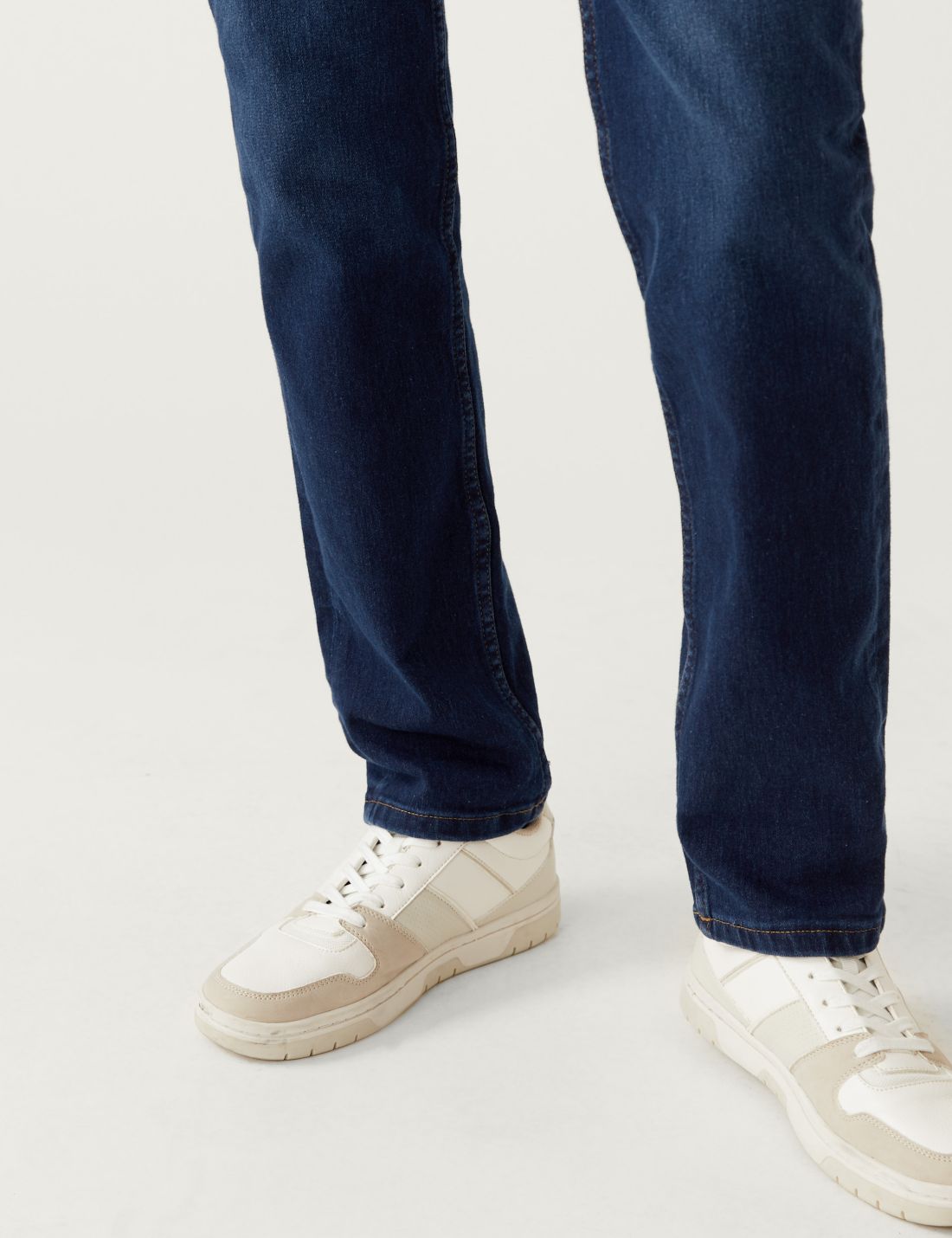 Sienna Straight Leg Jean Pantolon