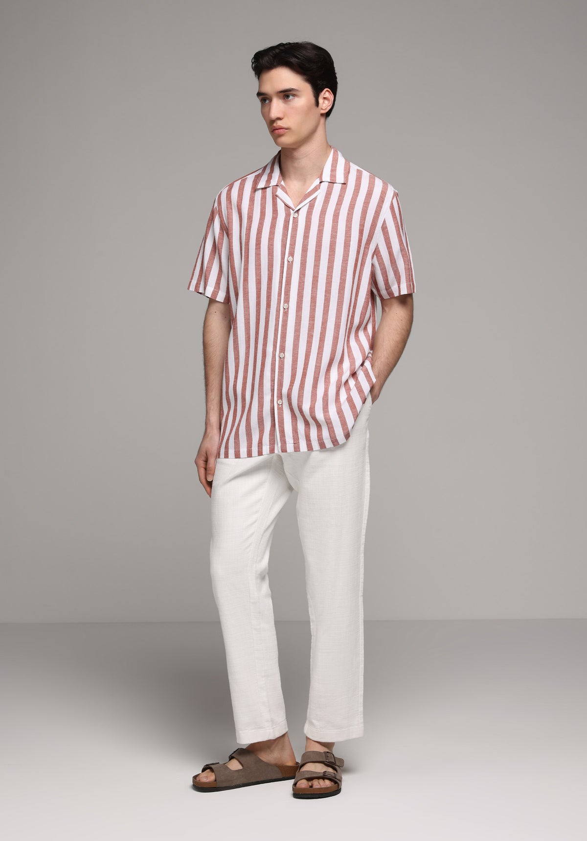 Relaxed Fit Apaj Yaka Çizgili Erkek Turuncu Kısa Kol Gömlek