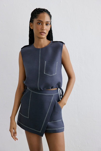 Keten Kontrast Dikişli Crop Indigo Bluz