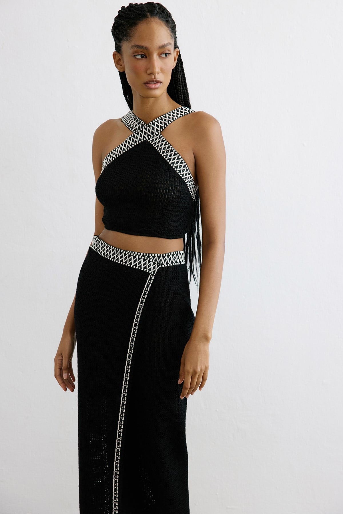Sırt Bağlamalı Crop Siyah Bluz