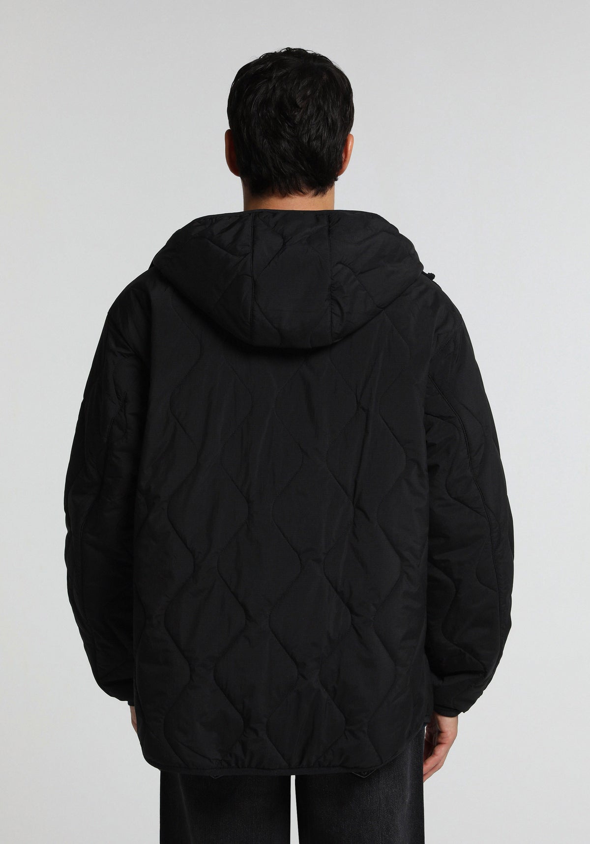 Oversize Fit Kapüşonlu Fermuarlı Astarlı Erkek Siyah Mont