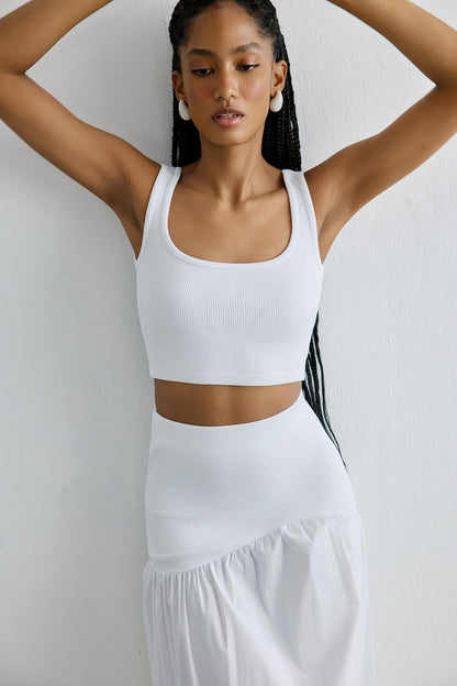 Kare Yaka Kalın Askılı Beyaz Crop Bluz