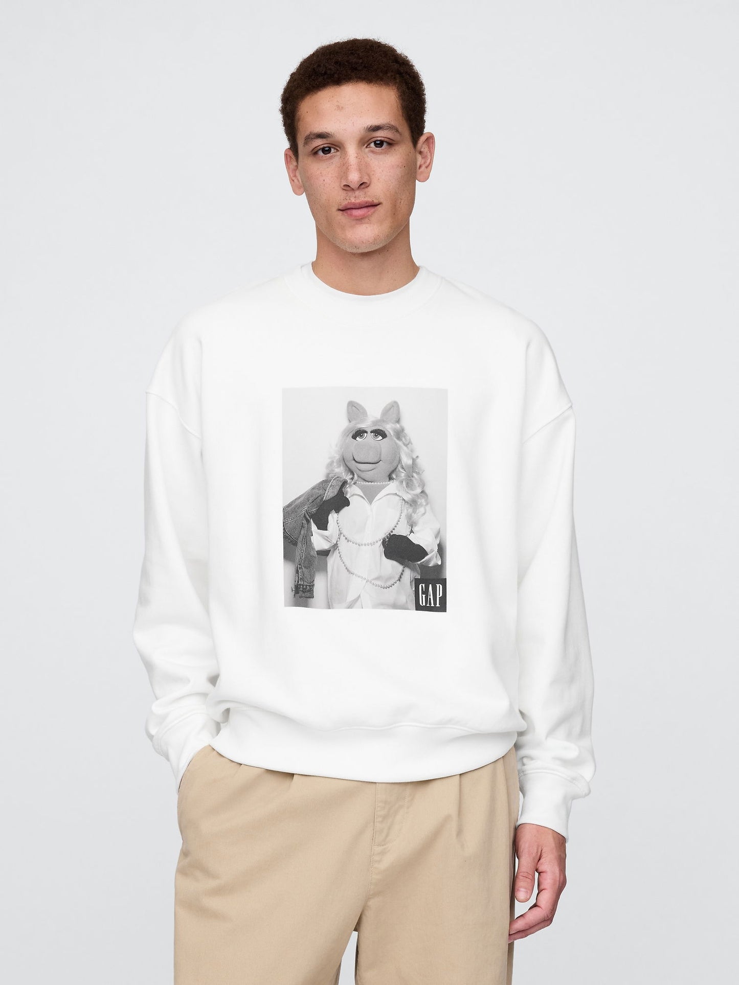Beyaz Gap × Disney Grafikli Oversized Sweatshirt