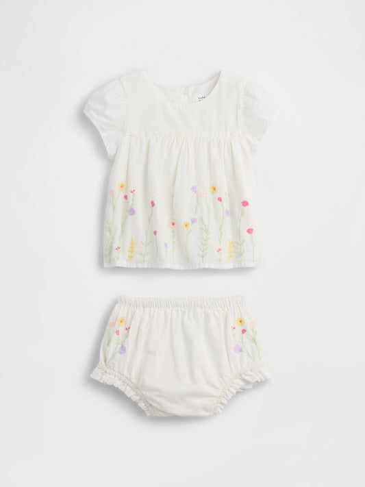 Beyaz Çiçek Işlemeli Outfit Set