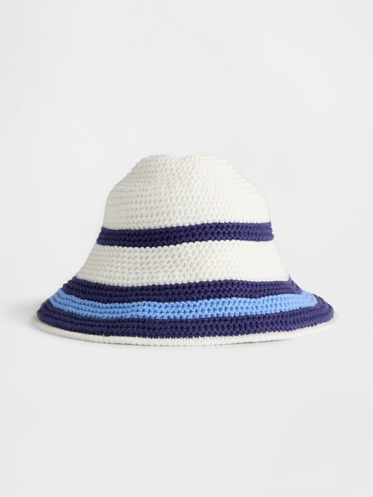Beyaz Çizgili Örgü Bucket Şapka