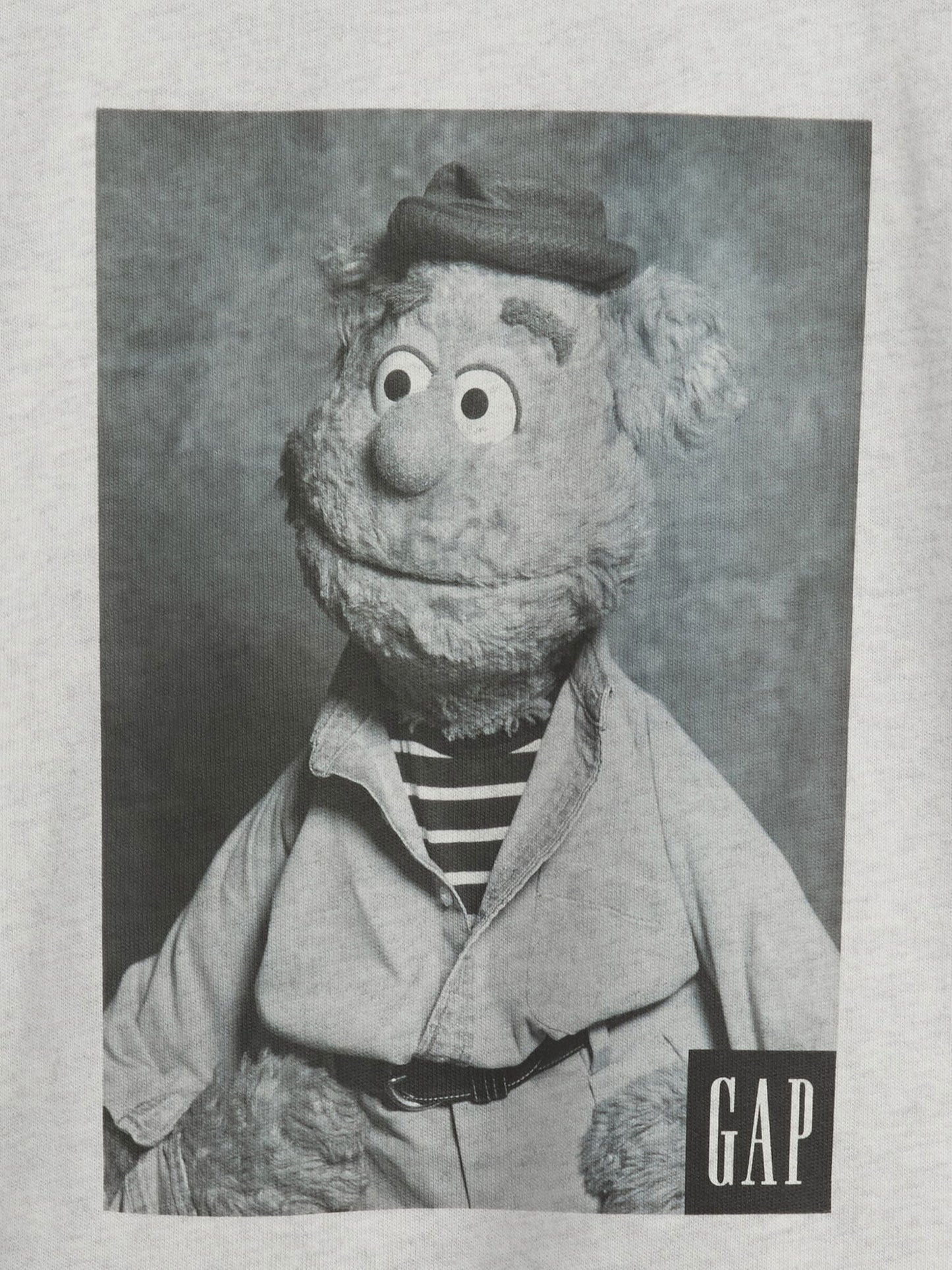 Gri Gap × Disney The Muppets Grafik T-shirt