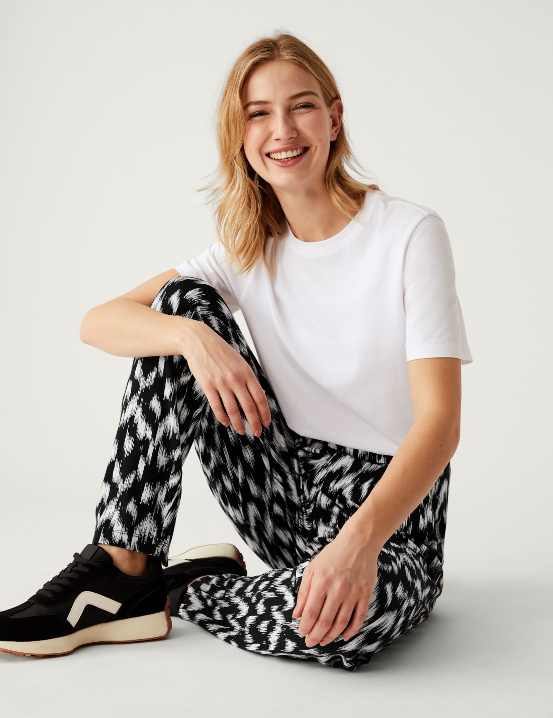 Tapered Fit Desenli Örme Pantolon