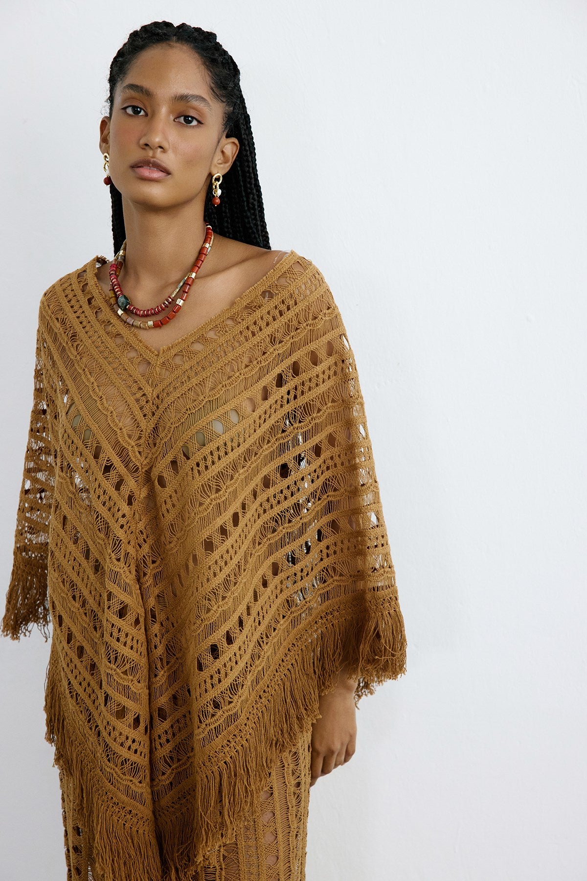 V Yaka Saçaklı Dantel Camel Tunik