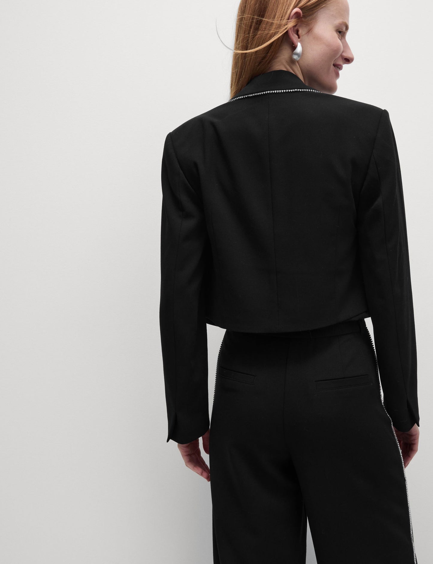 Özel Tasarım Işlemeli Kısa Blazer Ceket