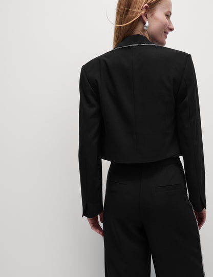 Özel Tasarım Işlemeli Kısa Blazer Ceket