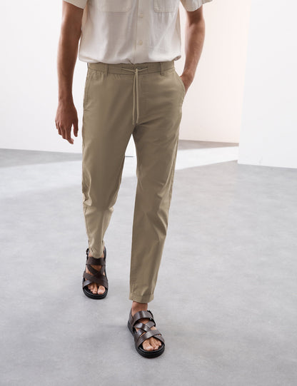 Lightweight Tapered Fit Lastikli Bel Pantolon