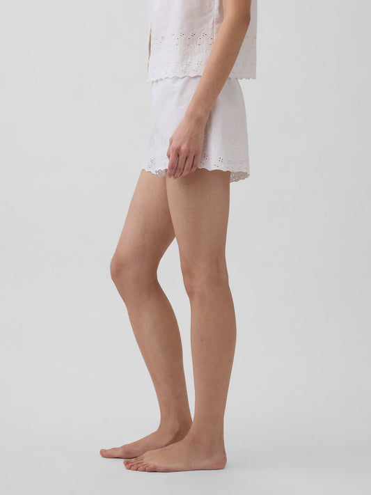 Beyaz Dantel Işlemeli Pijama Şort