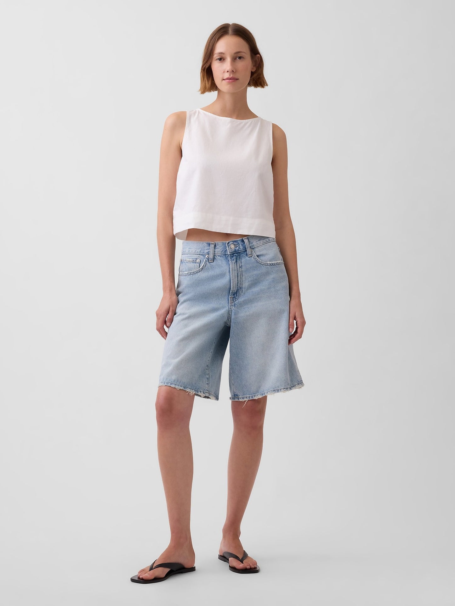 Beyaz Linen Karışımı Crop Shell Kolsuz Bluz