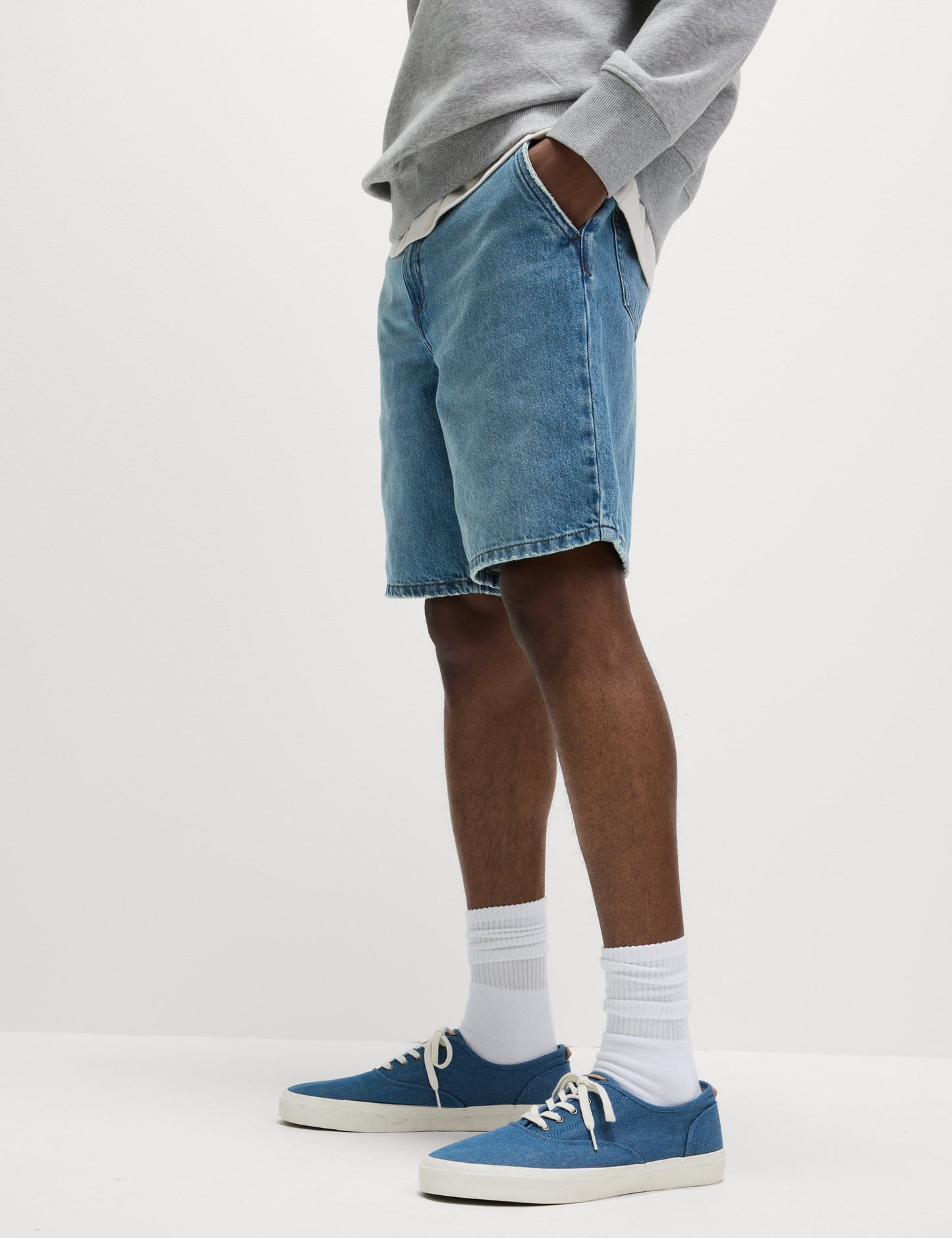 Düz Kesim Lightweight Denim Şort