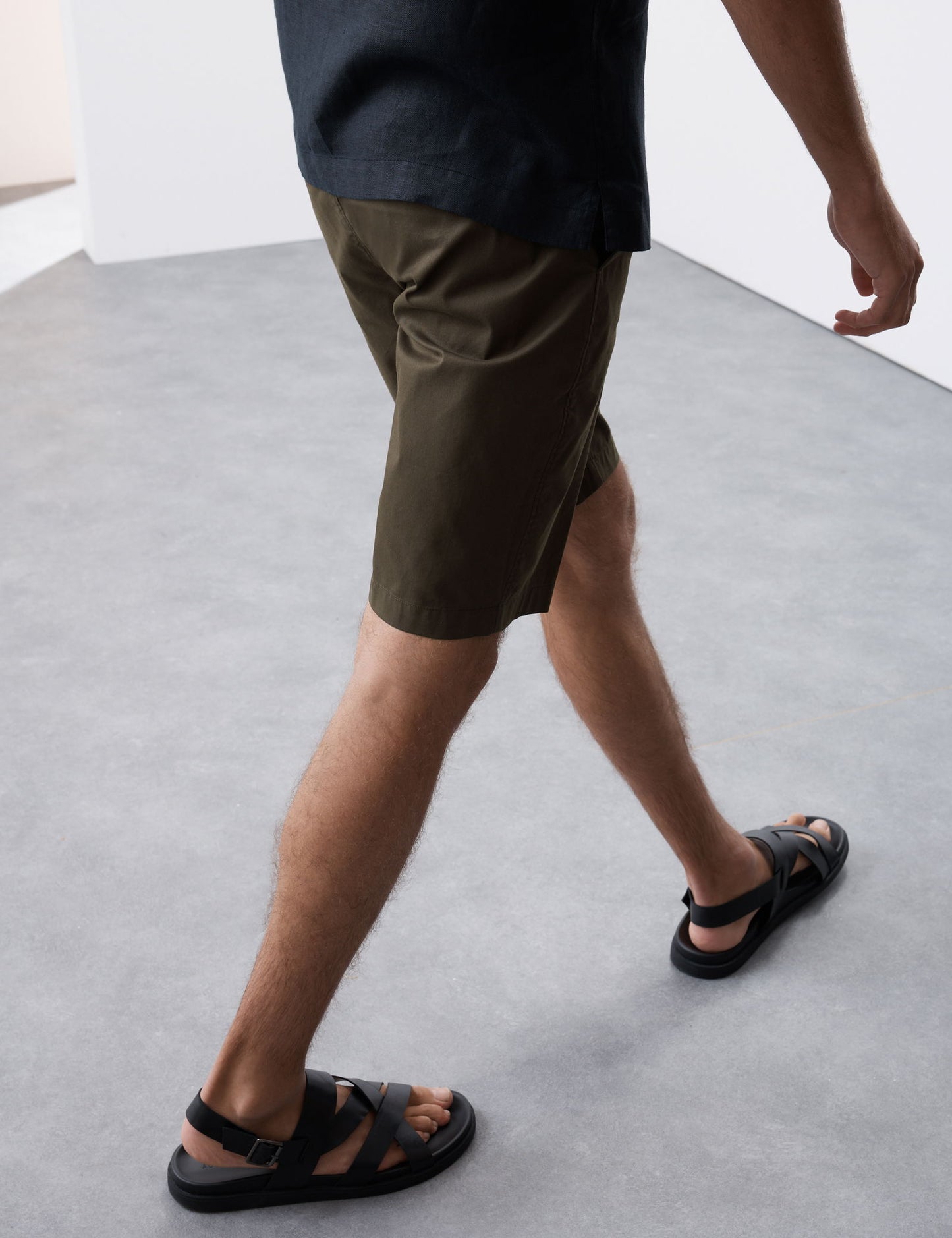 Pamuk Karışımlı Regular Fit Lightweight Chino Şort