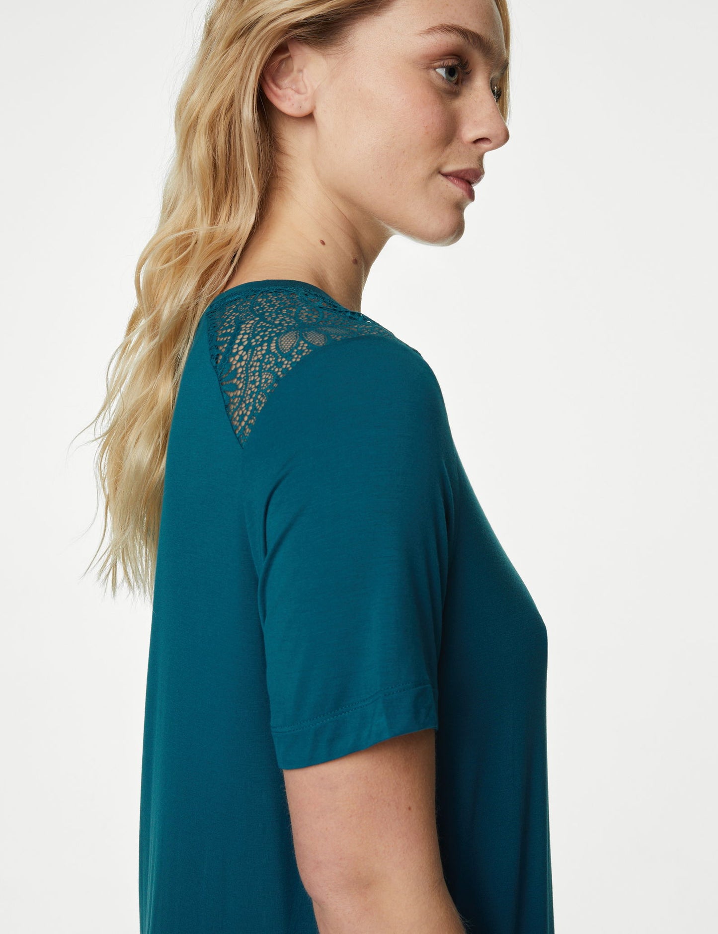 Body Soft:trade_mark: Dantel Detaylı Gecelik