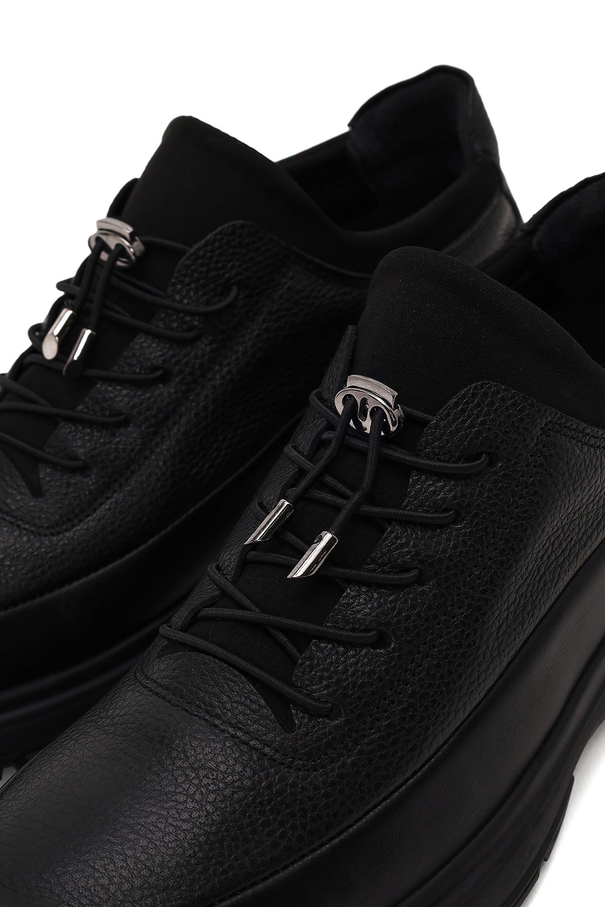 Erkek Siyah Bağcıklı Deri Casual Sneaker