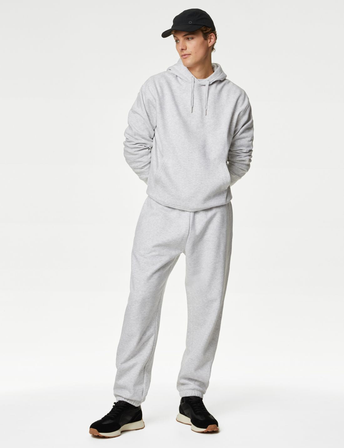 Kapüşonlu Oversize Sweatshirt